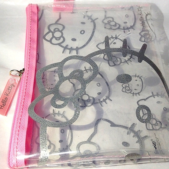 Hello Kitty Sparkling 💖 Pink Pouch Valuables, Zippered Case Laptop, Ipad NWT - Picture 5 of 10